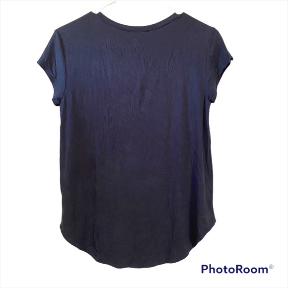 American Eagle Favorite Tee Floral - Picture 3 of 4